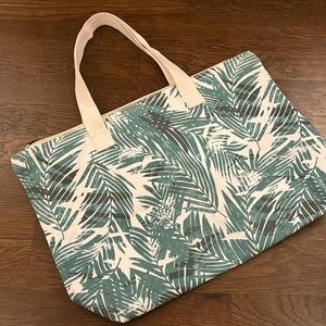Knix beach bag